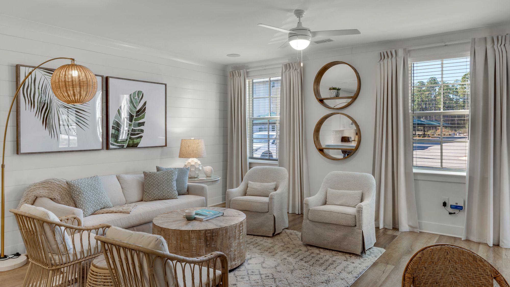 Pinewood 317 Living Area