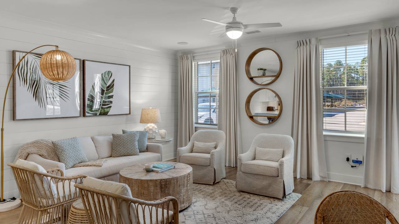 Pinewood 317 Living Area Pinewood 317 Living Area