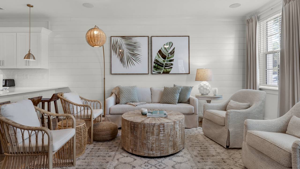 Pinewood 317 Living Area Pinewood 317 Living Area