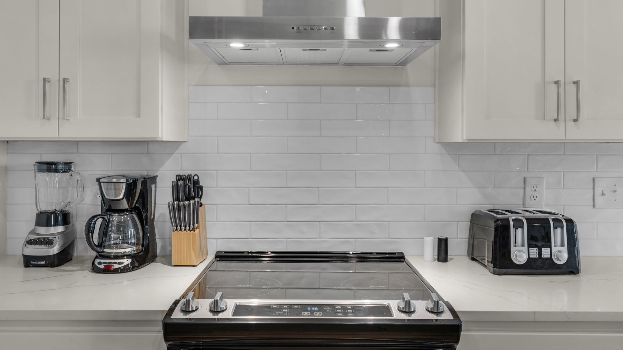 Pinewood 317 Kitchen