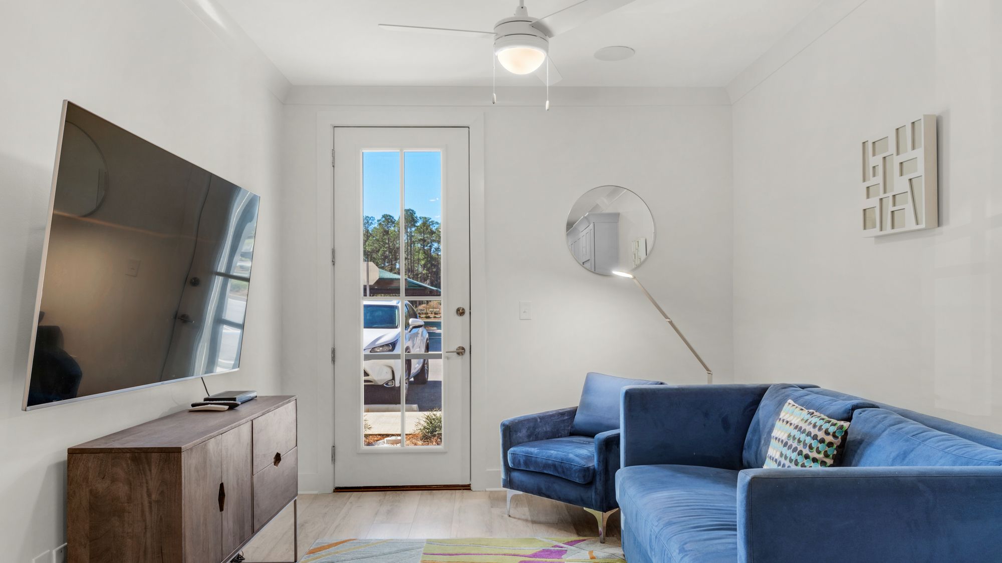 Pinewood 318 Living Area