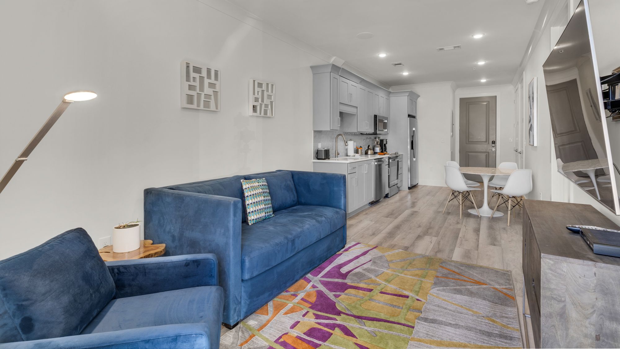 Pinewood 318 Living Area