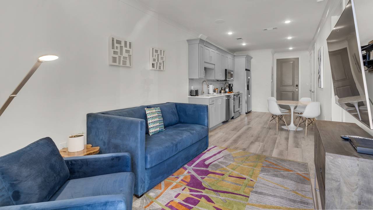 Pinewood 318 Living Area Pinewood 318 Living Area