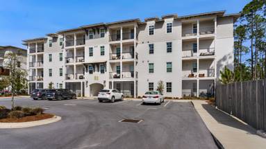 Pinewood Exterior Pinewood Exterior