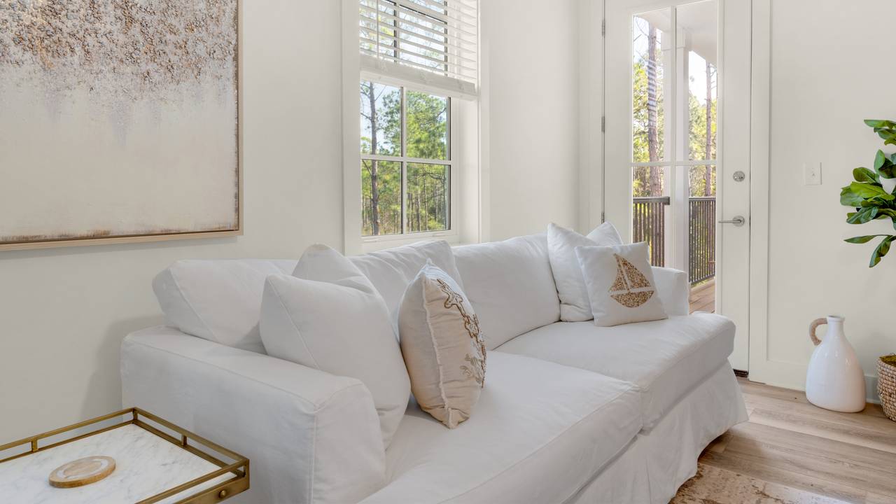 PNWD333 Living Area PNWD333 Living Area