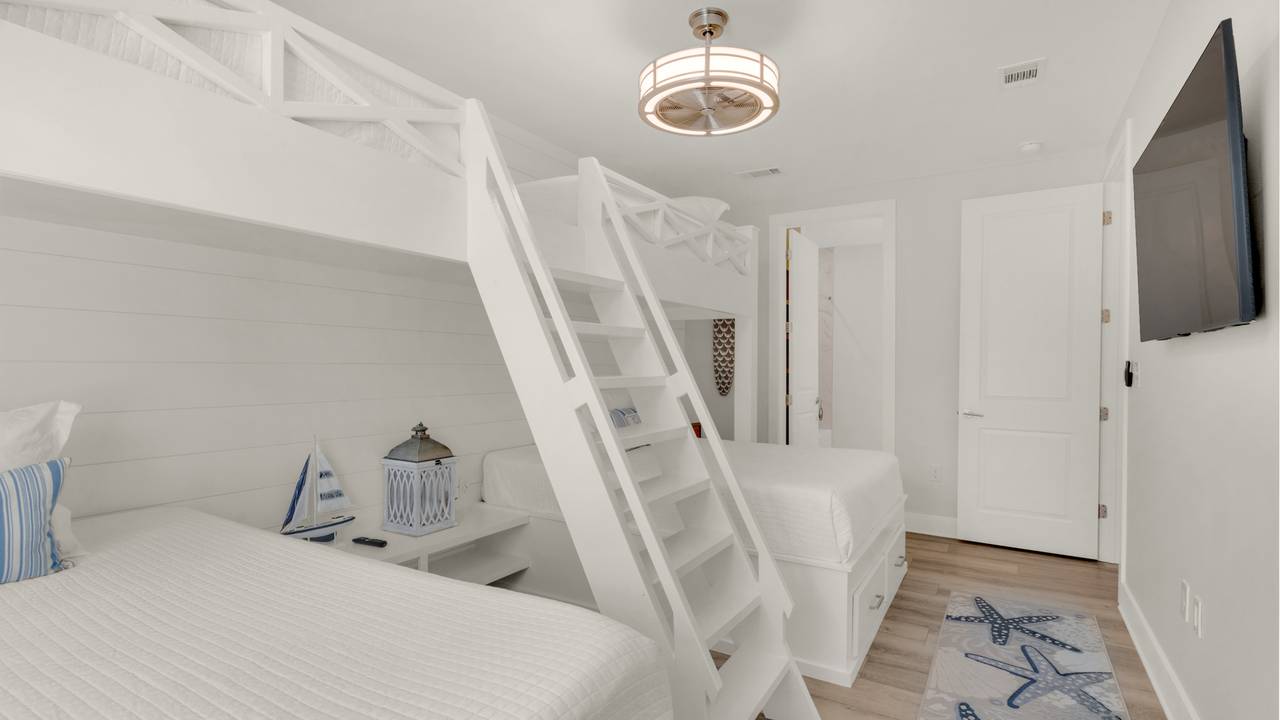 PNWD333 Bedroom PNWD333 Bedroom