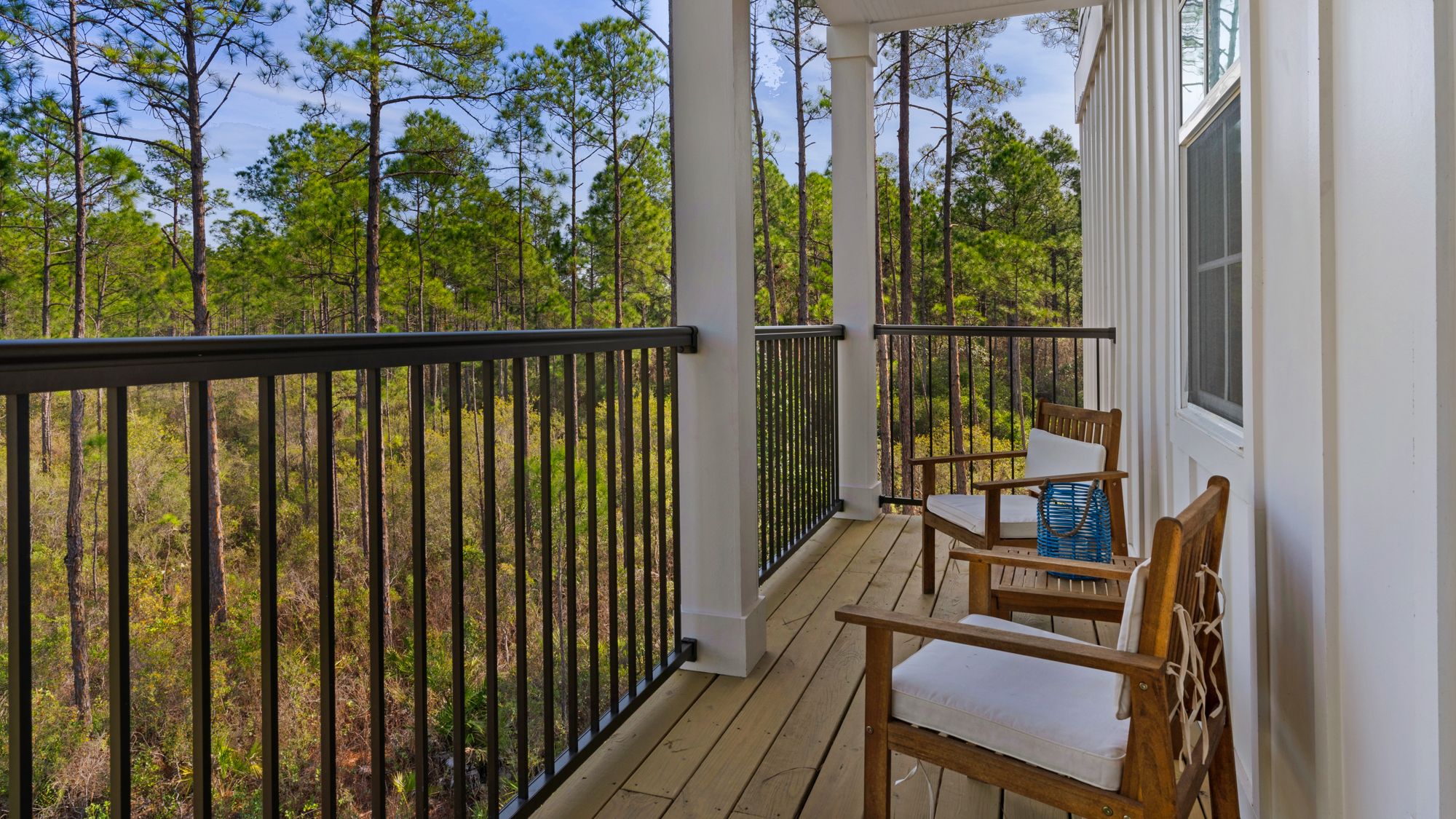 PNWD333 Balcony