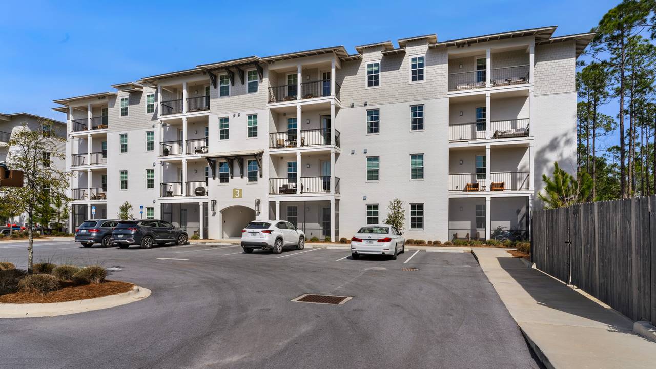 Pinewood30A Exterior Pinewood30A Exterior