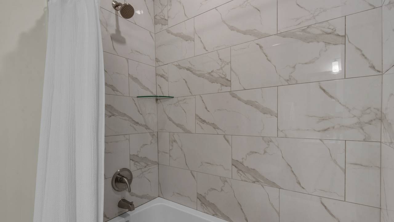 PNWD336 Bathroom PNWD336 Bathroom