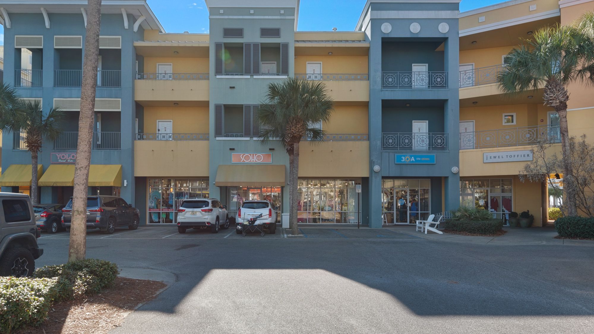 Gulf Place Attractions