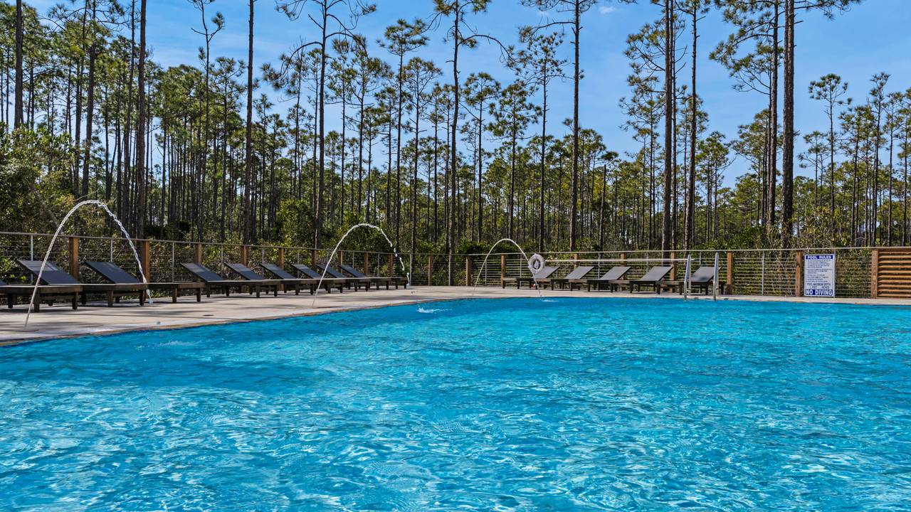 Pinewood30A Pool Area Pinewood30A Pool Area