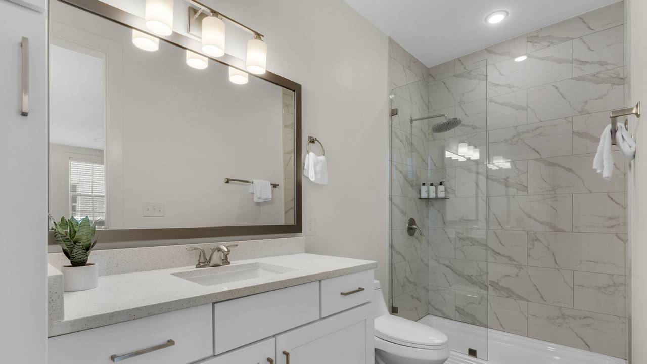 PNWD412 Bathroom PNWD412 Bathroom