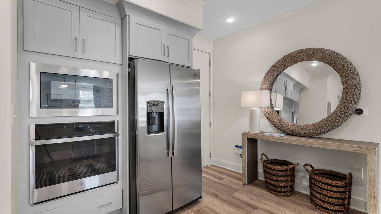 PNWD412 Kitchen Area PNWD412 Kitchen Area