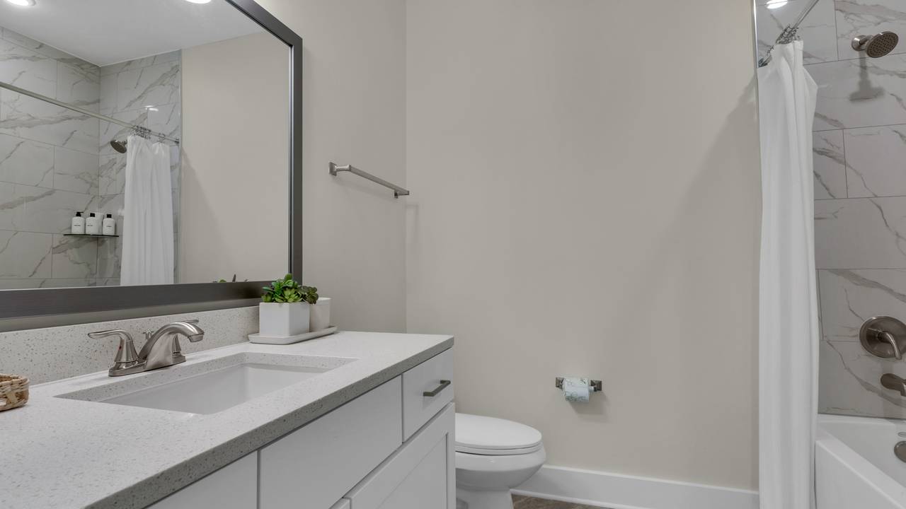 PNWD412 Bathroom PNWD412 Bathroom