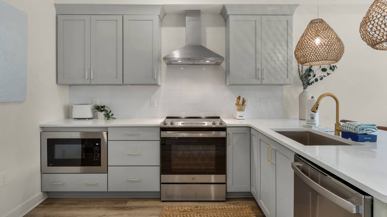 PNWD421 Kitchen Area PNWD421 Kitchen Area