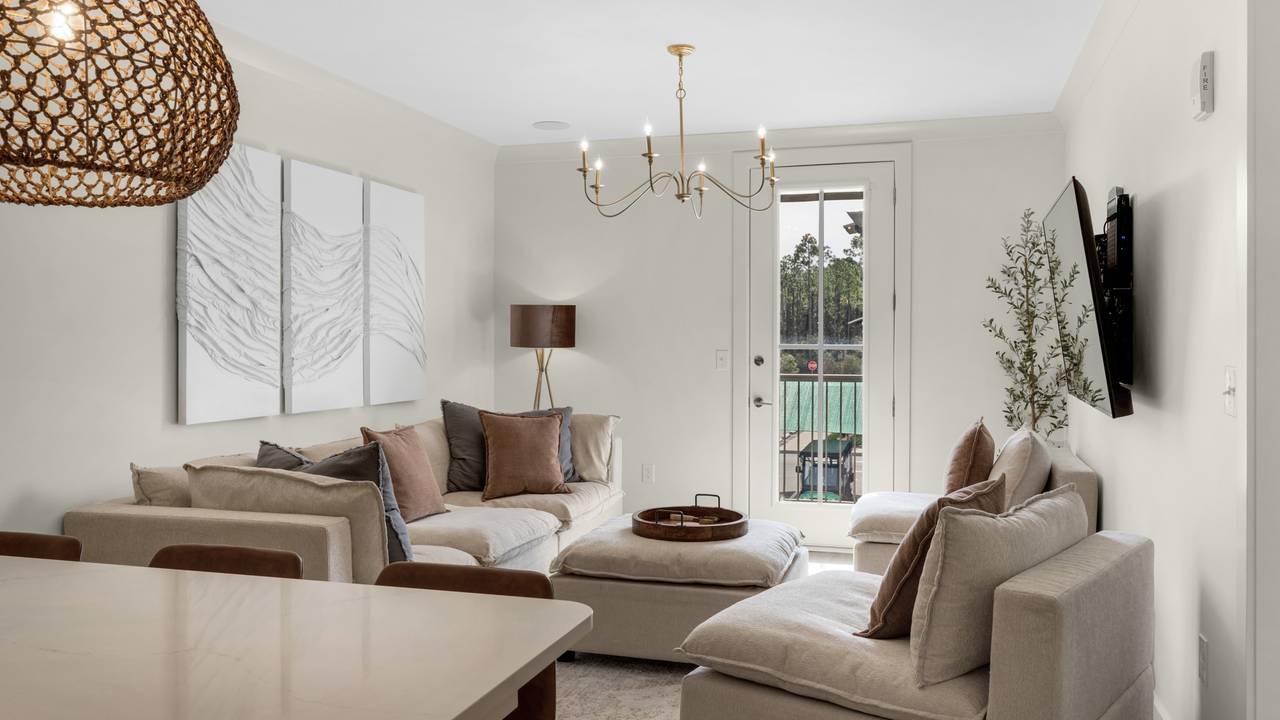 PNWD421 Living Area PNWD421 Living Area