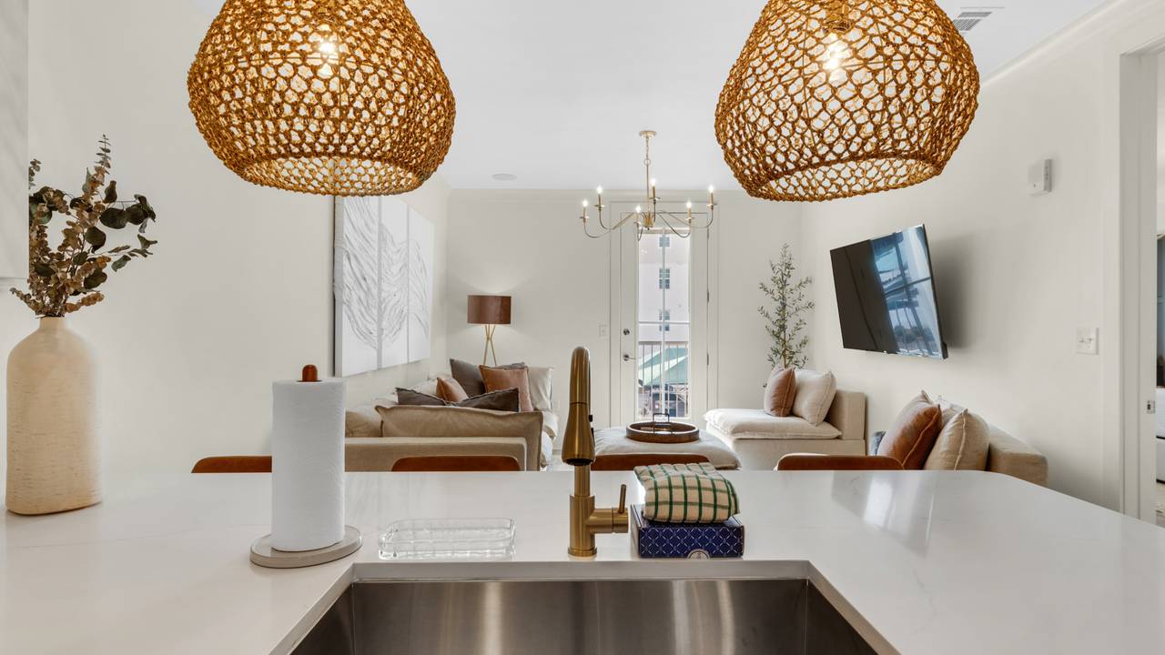 PNWD421 Kitchen Area PNWD421 Kitchen Area