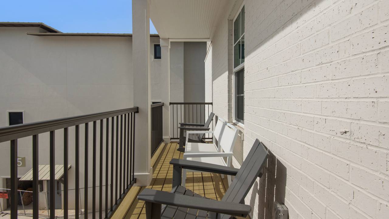 PNWD437 Balcony PNWD437 Balcony