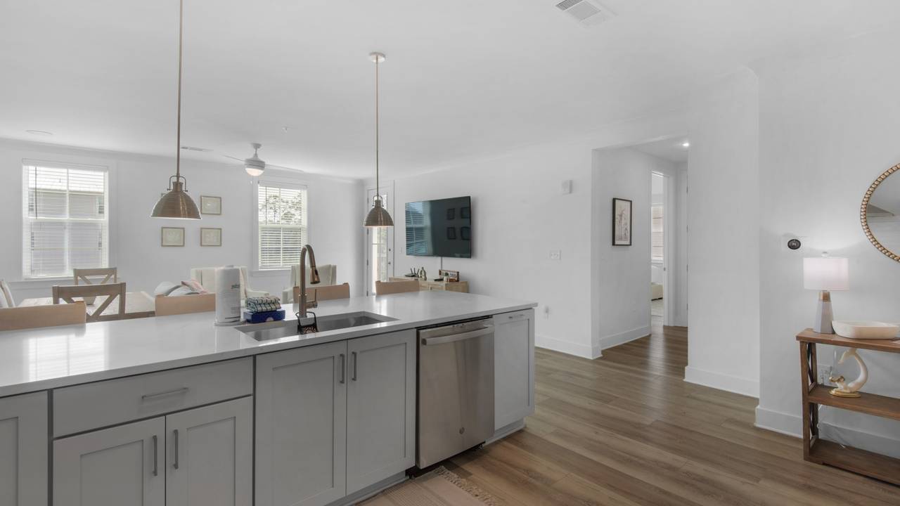 PNWD437 Kitchen Area PNWD437 Kitchen Area