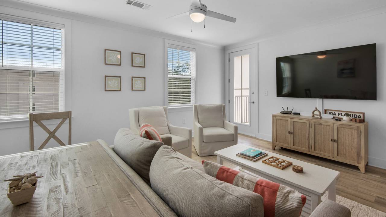 PNWD437 Living Area PNWD437 Living Area