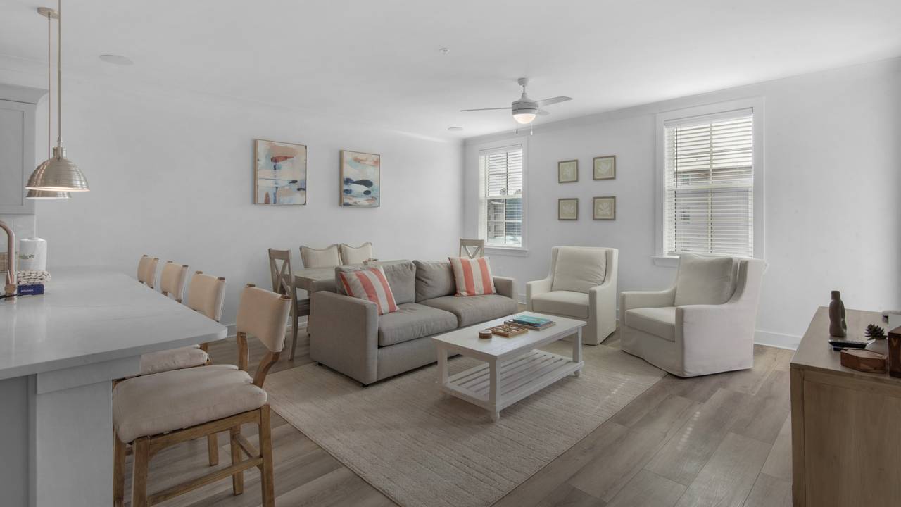 PNWD437 Living Area PNWD437 Living Area