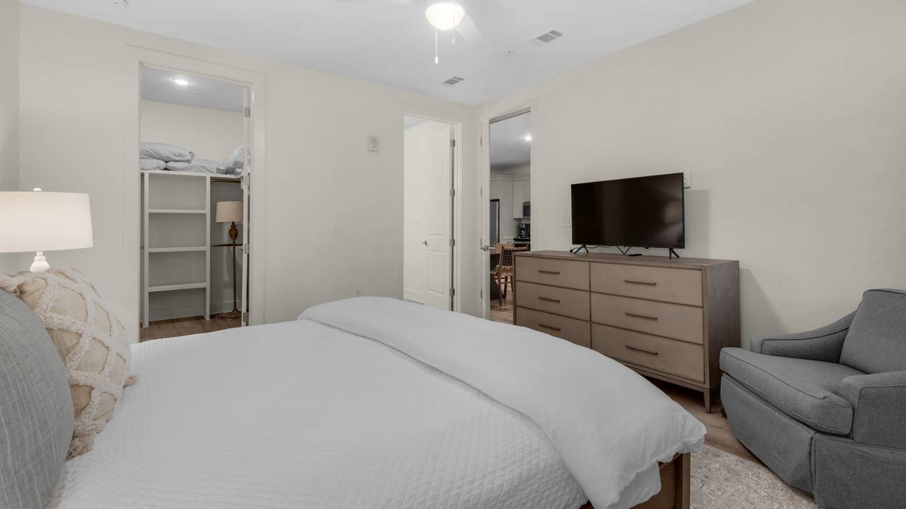 Pinewood 415 Bedroom Pinewood 415 Bedroom