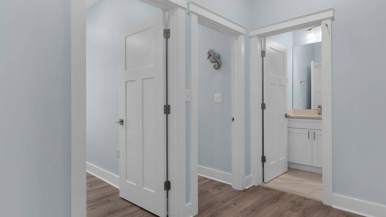 JOAN5 hallway JOAN5 hallway