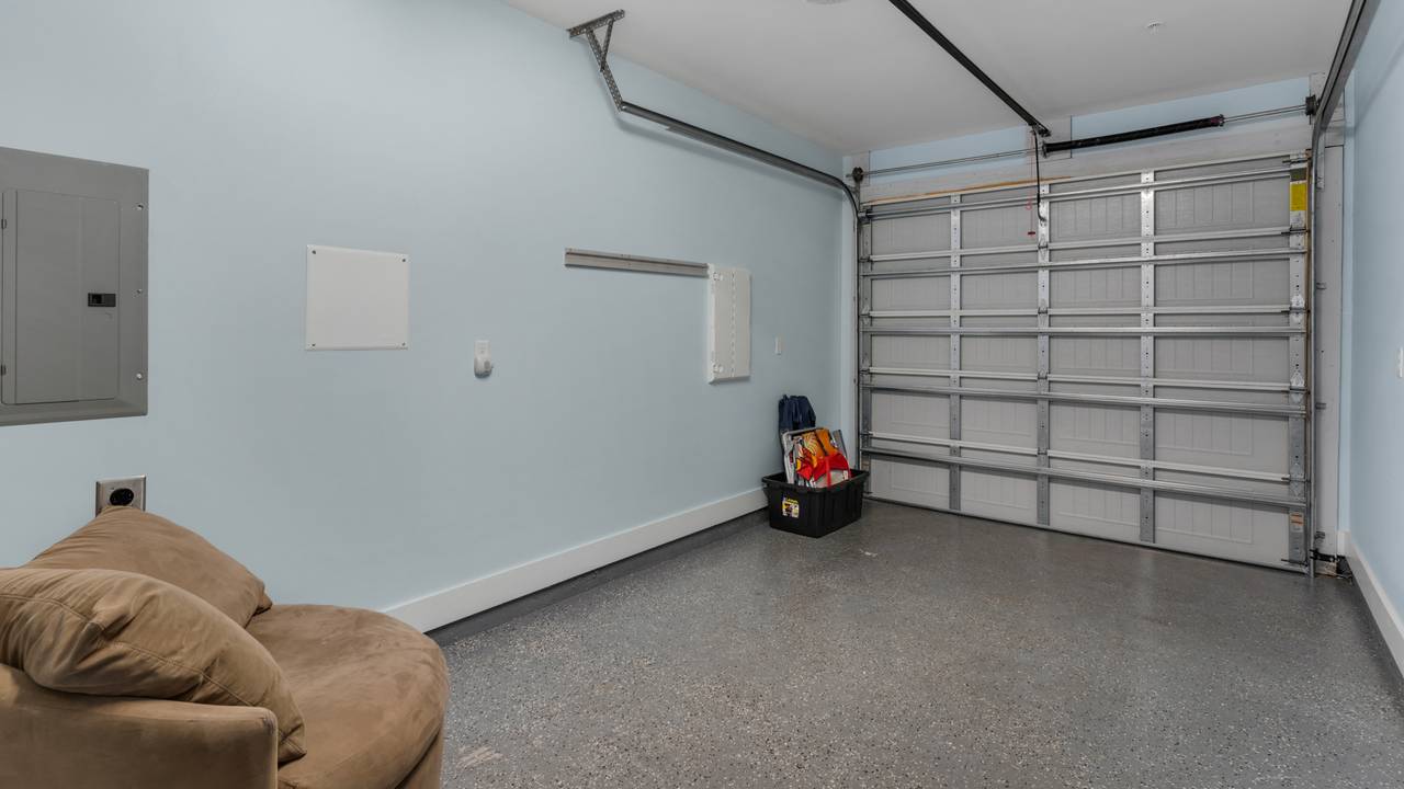 JOAN5 Garage JOAN5 Garage