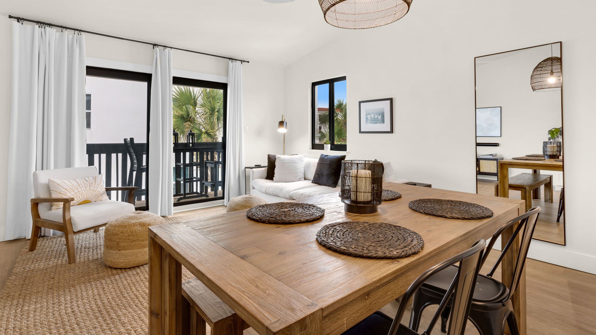 Beachside Condo 24 - Dining area
