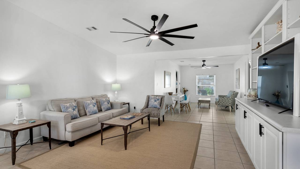 Sea Jam Living Area Sea Jam Living Area