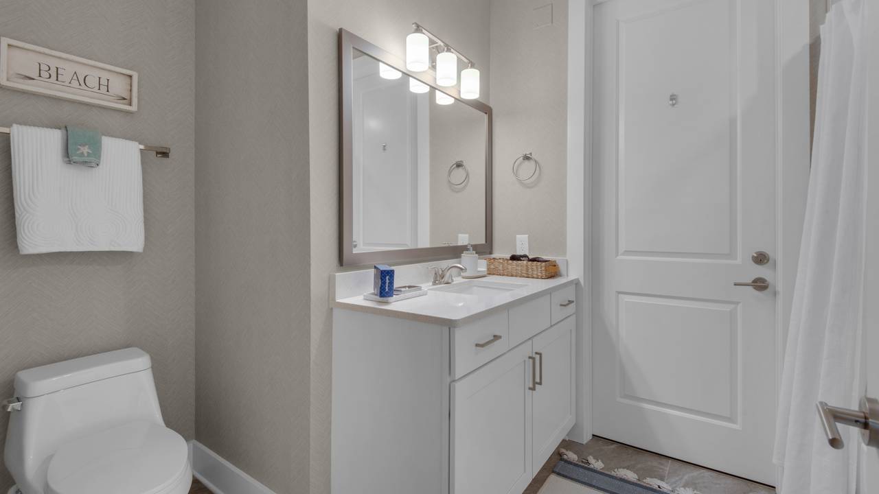 PNWD424 Bathroom PNWD424 Bathroom