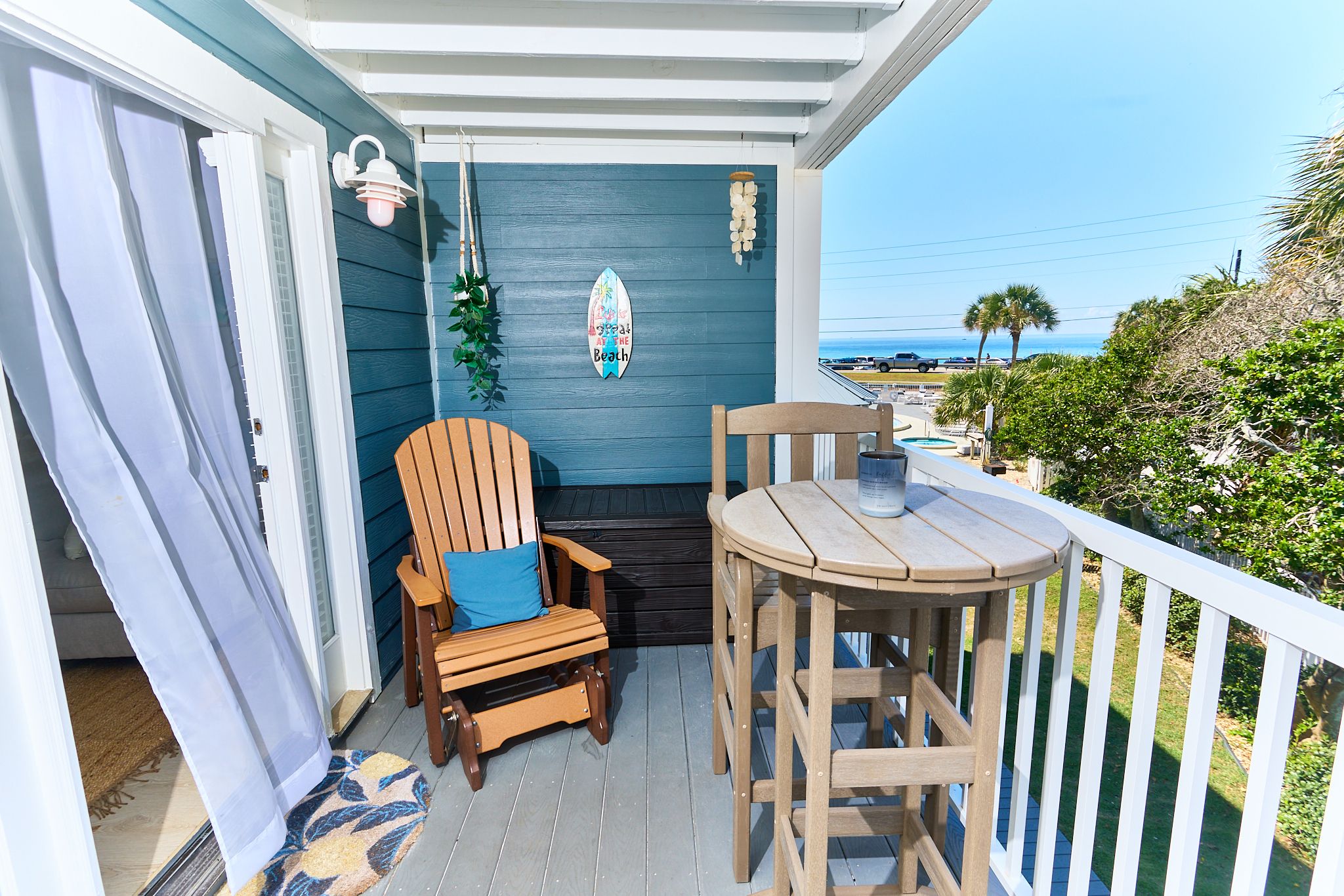 SBD212 Bungalow 6 - Balcony