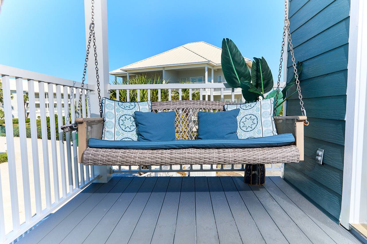 SBD212 Bungalow 6 - Balcony SBD212 Bungalow 6 - Balcony