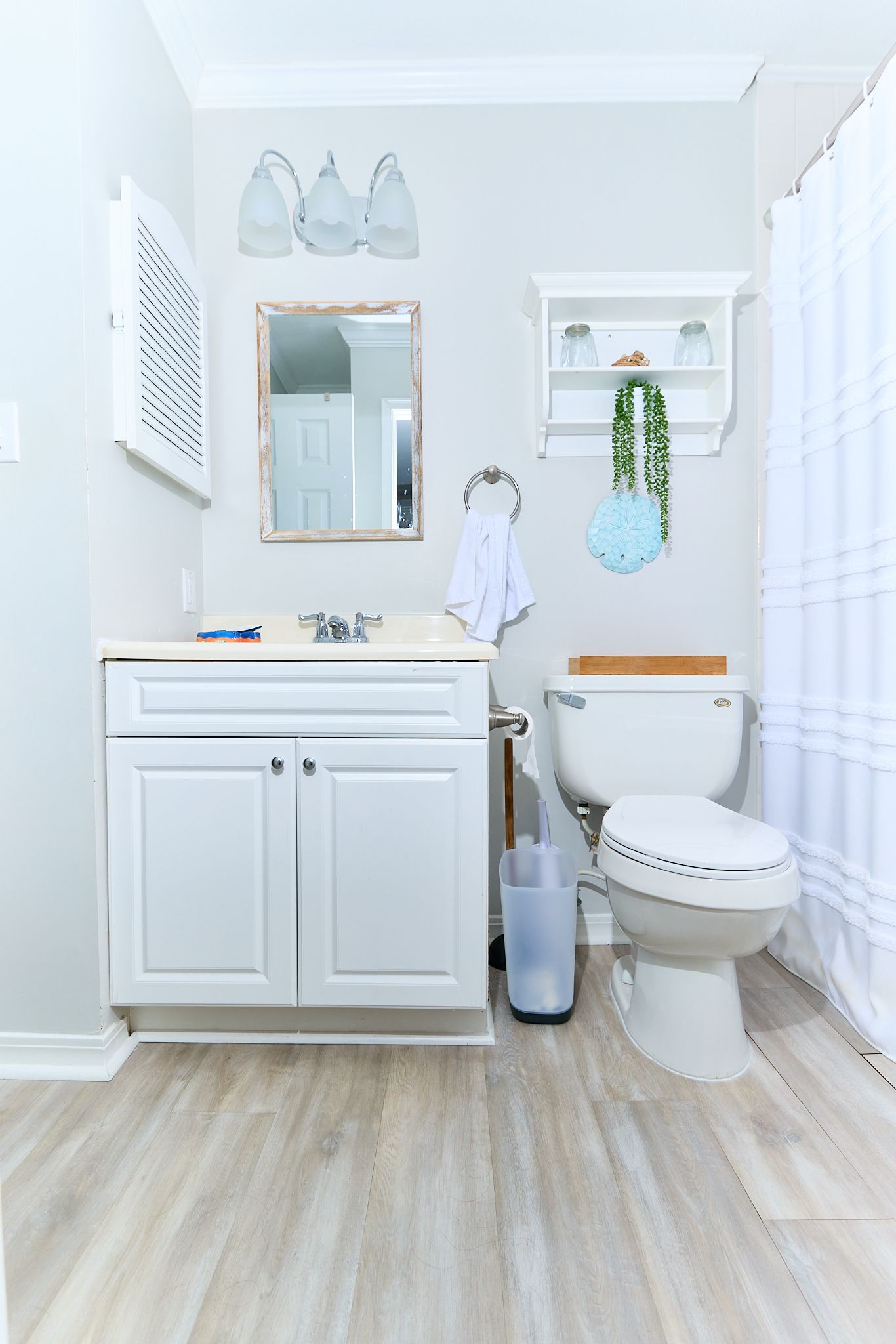 SBD212 Bungalow 6 - Bathroom