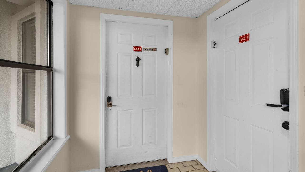 STQ1208A Exterior STQ1208A Exterior