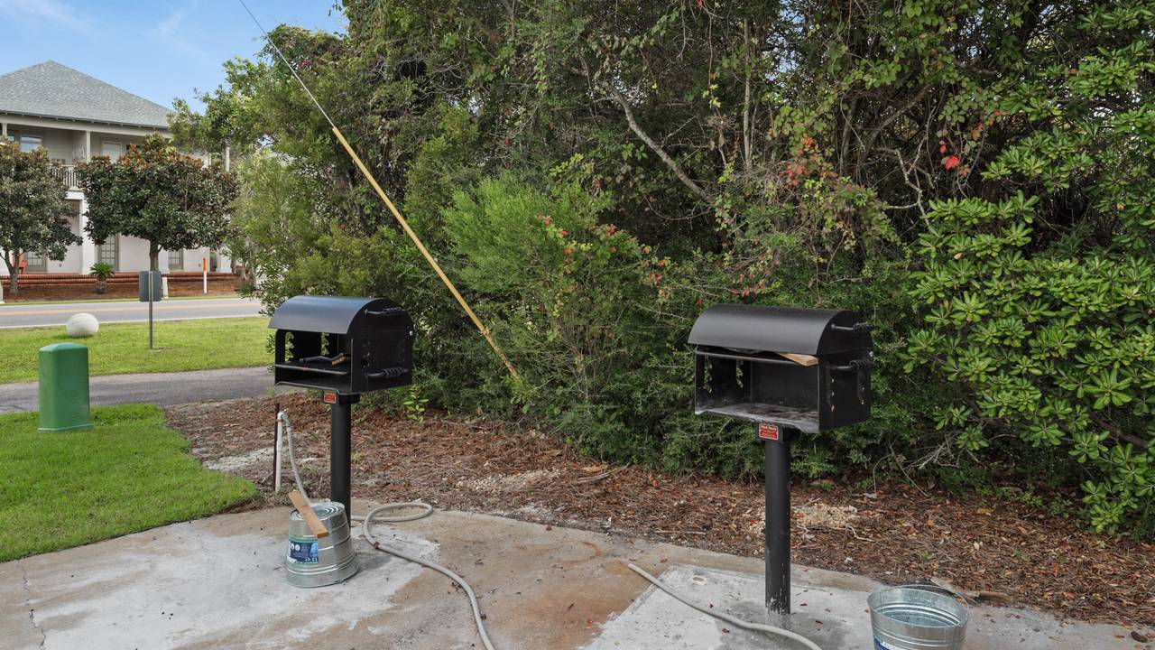 MST12 Grill Area MST12 Grill Area