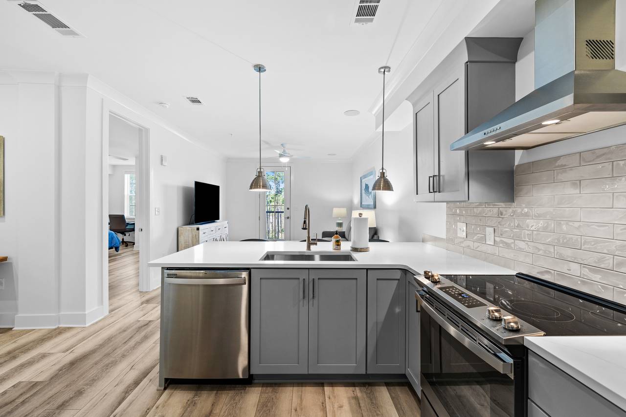 PNWD334 Kitchen Area PNWD334 Kitchen Area