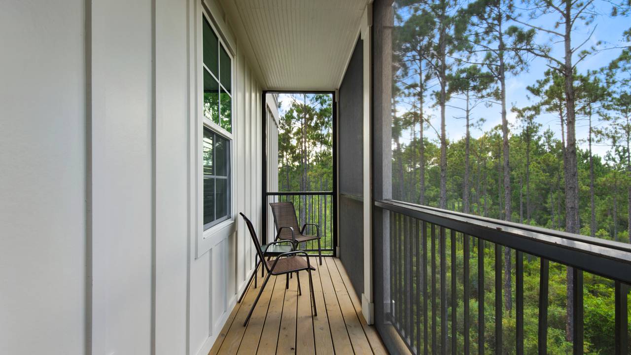 Pinewood 436 Balcony Pinewood 436 Balcony