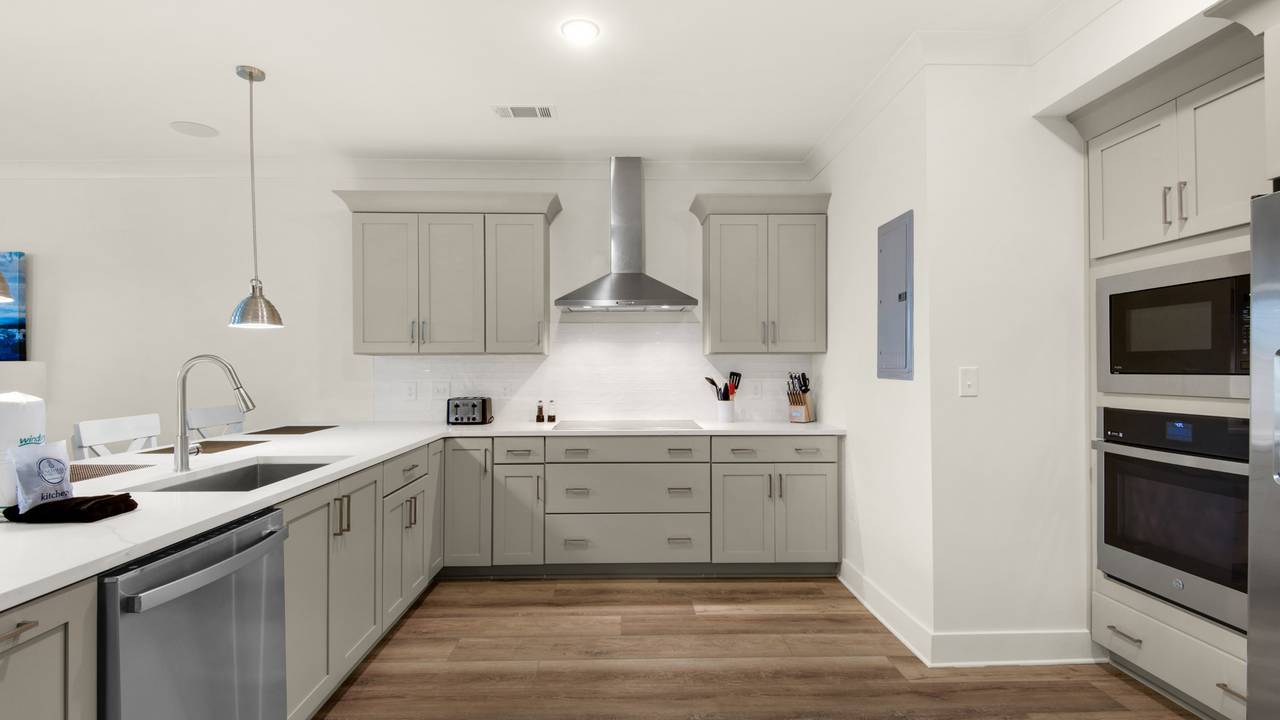 Pinewood 436 Kitchen Area Pinewood 436 Kitchen Area