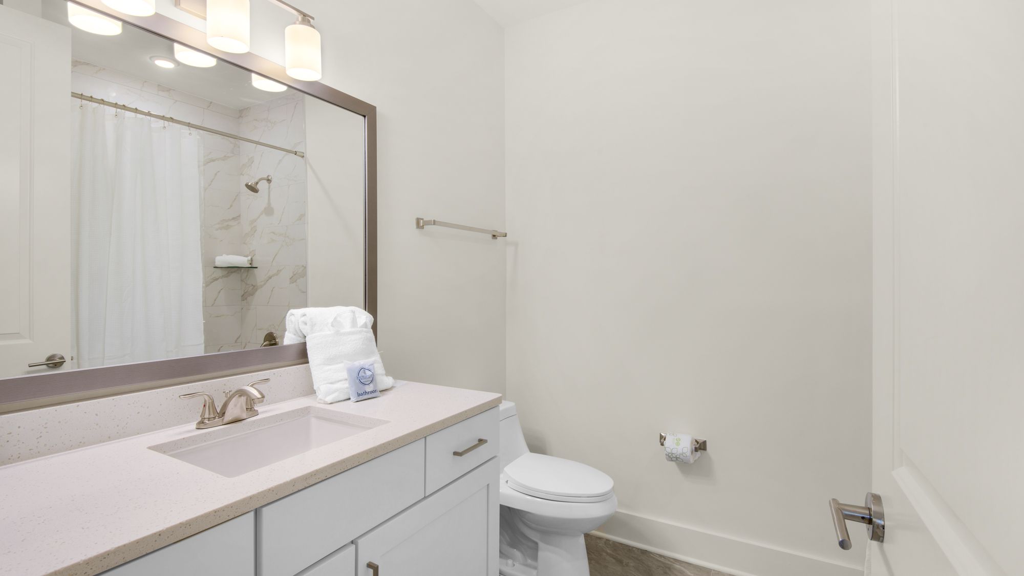 Pinewood 436 Bathroom Area