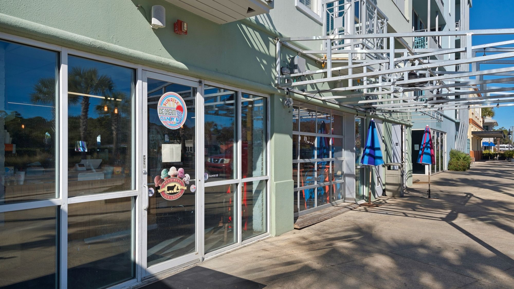 Gulf Place Attractions