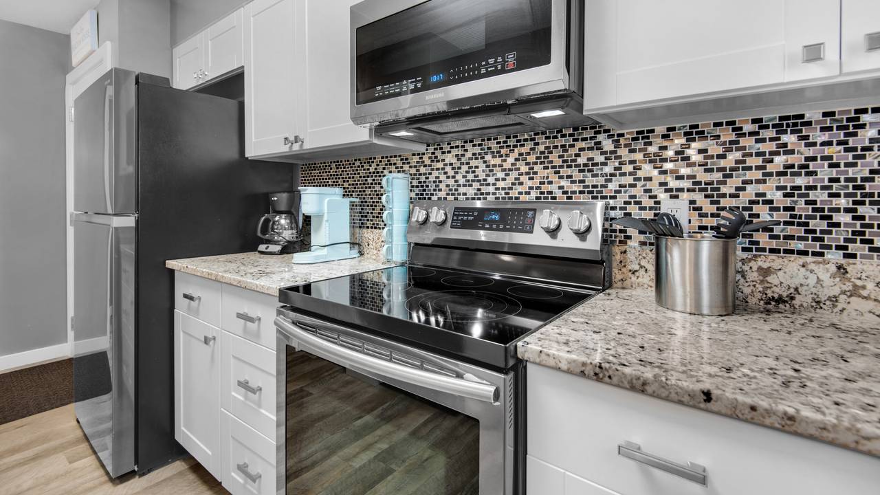 Cassine Garden 184 Kitchen Area Cassine Garden 184 Kitchen Area