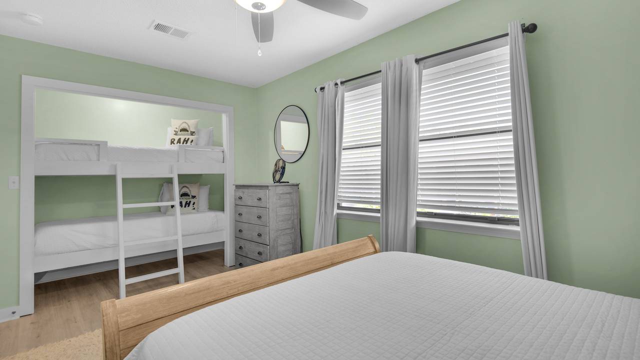 Cassine Garden 184 Bedroom Cassine Garden 184 Bedroom