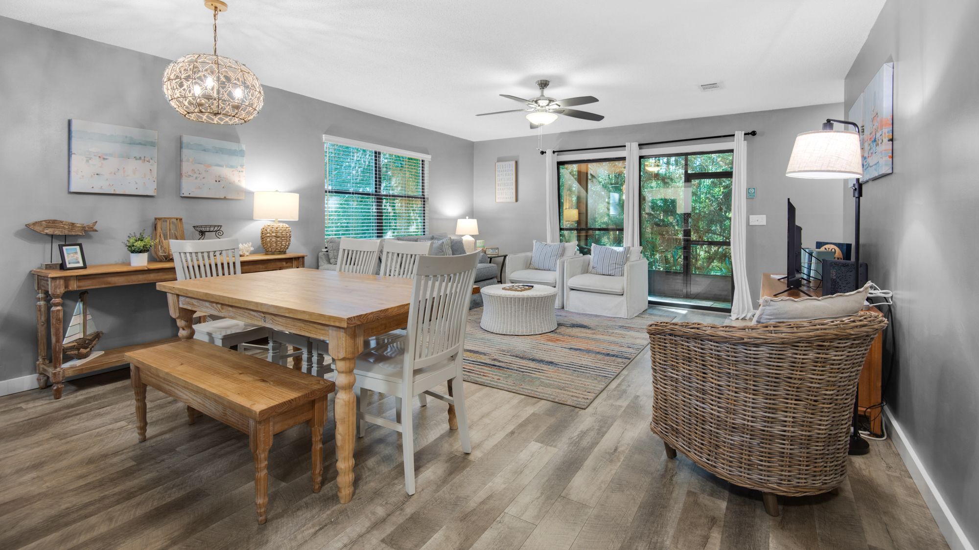 Cassine Garden 184 Living Area