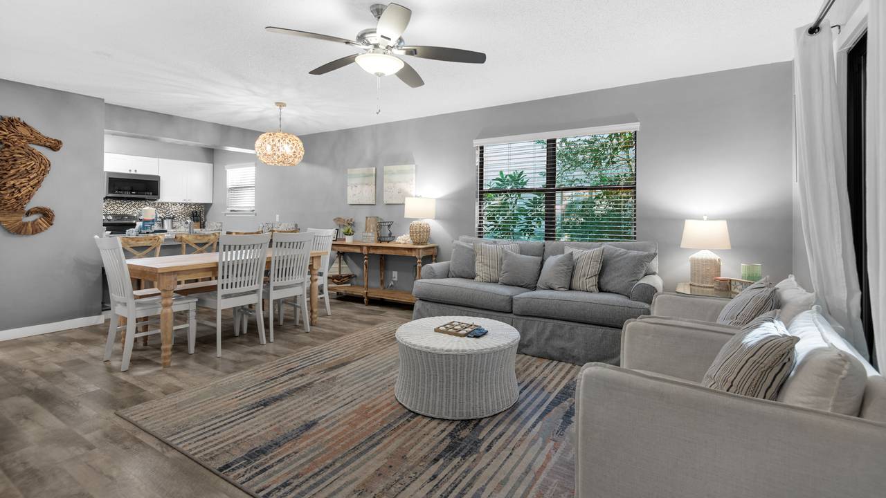 Cassine Garden 184 Living Area Cassine Garden 184 Living Area