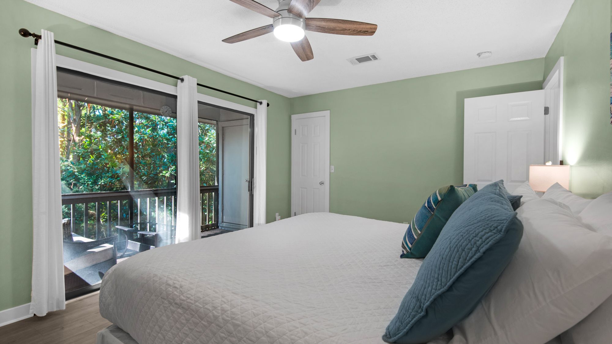 Cassine Garden 184 Bedroom