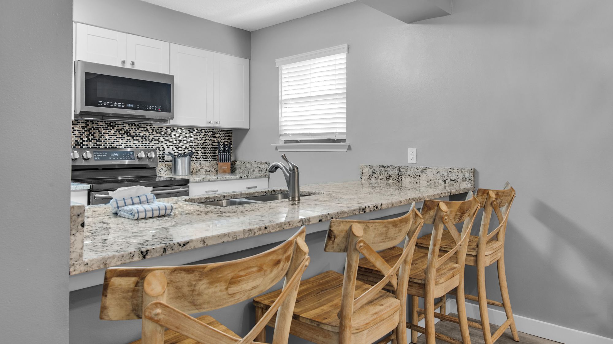 Cassine Garden 184 Kitchen Area