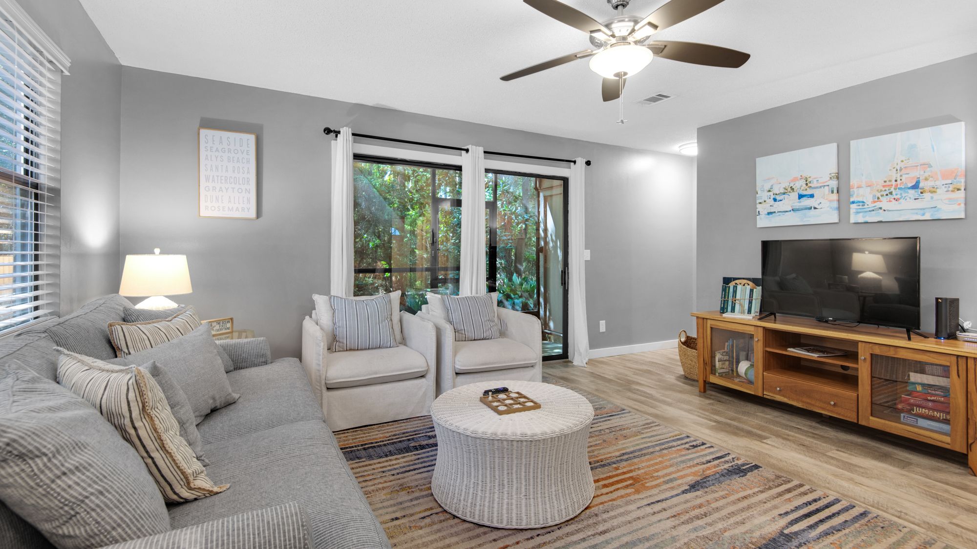 Cassine Garden 184 Living Area