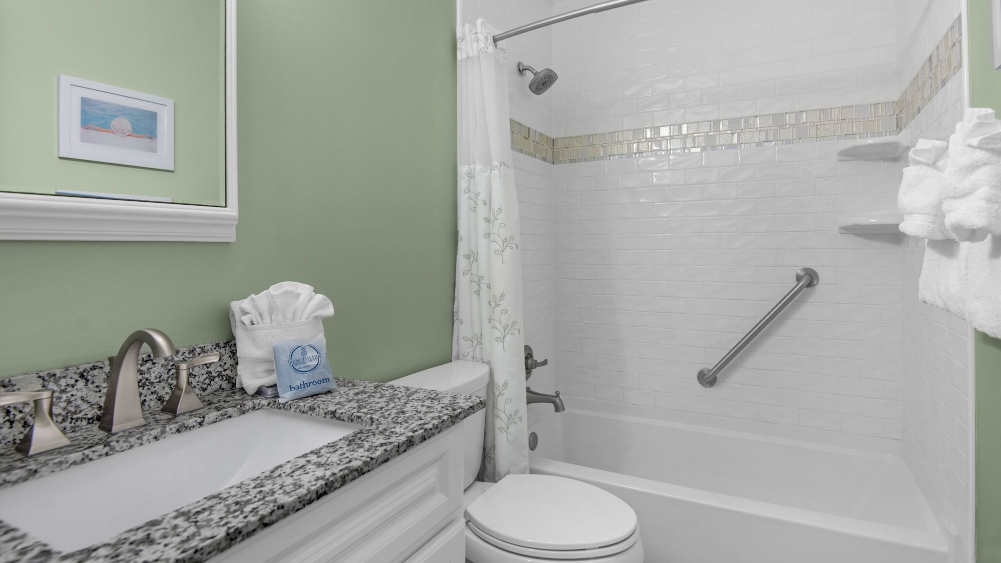 Cassine Garden 184 Bathroom