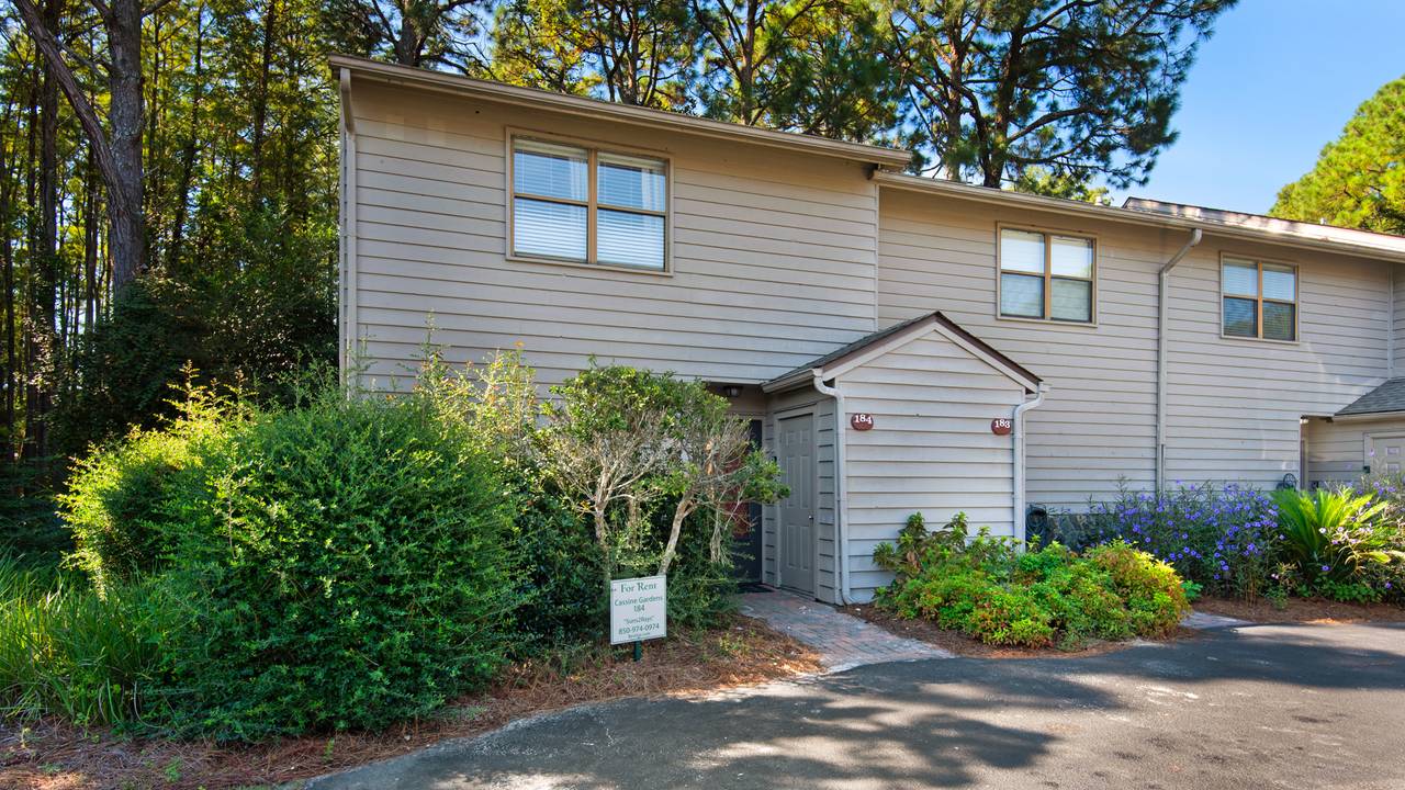 Cassine Garden 184 External Cassine Garden 184 External